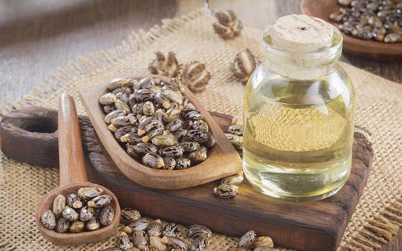 روغن کرچک برای سفت شدن پوست