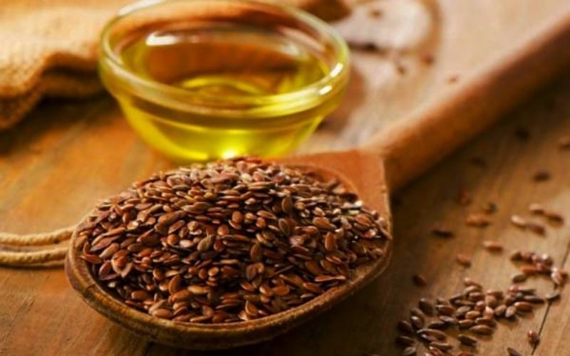 روغن بذر کتان، بهترین روغن برای رشد سریع ناخن